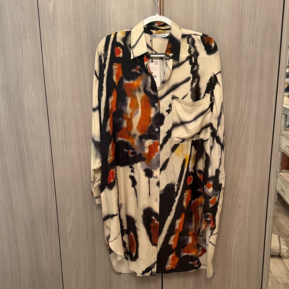 Zara Cream Blouse with Black and Rust Brushstroke Print